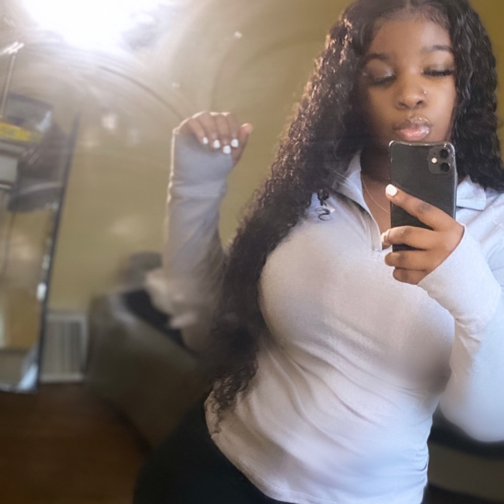 Meet your Posher, Jee baby